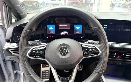 Volkswagen Golf VIII, 2023 год, 1 620 000 рублей, 7 фотография