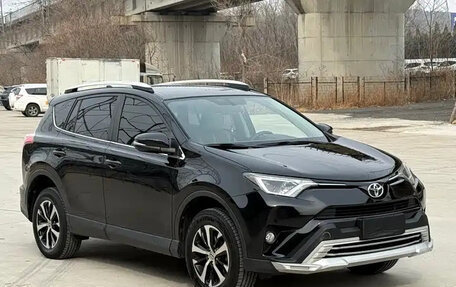 Toyota RAV4, 2018 год, 2 049 003 рублей, 5 фотография
