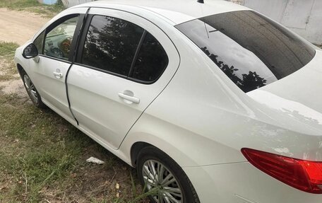 Peugeot 408 I рестайлинг, 2012 год, 550 000 рублей, 3 фотография
