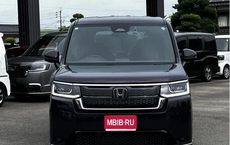 Honda Stepwgn, 2023 год, 2 050 000 рублей, 1 фотография