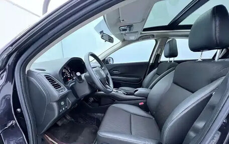 Honda Vezel, 2022 год, 1 274 400 рублей, 6 фотография