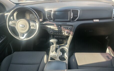KIA Sportage IV рестайлинг, 2017 год, 1 820 000 рублей, 7 фотография