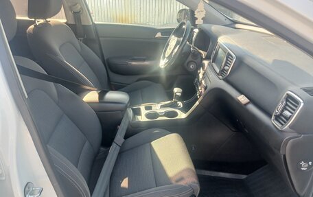 KIA Sportage IV рестайлинг, 2017 год, 1 820 000 рублей, 9 фотография