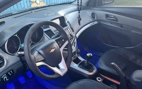 Chevrolet Cruze II, 2010 год, 450 000 рублей, 7 фотография