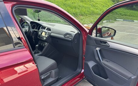 Volkswagen Tiguan II, 2017 год, 2 120 000 рублей, 10 фотография