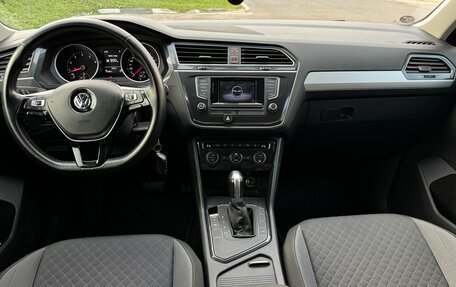 Volkswagen Tiguan II, 2017 год, 2 120 000 рублей, 15 фотография