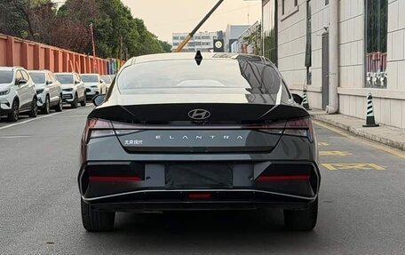 Hyundai Elantra, 2023 год, 1 340 000 рублей, 4 фотография