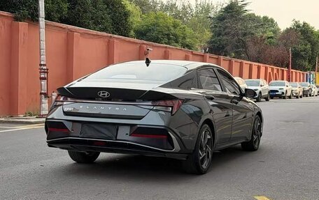 Hyundai Elantra, 2023 год, 1 340 000 рублей, 3 фотография