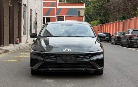 Hyundai Elantra, 2023 год, 1 340 000 рублей, 2 фотография