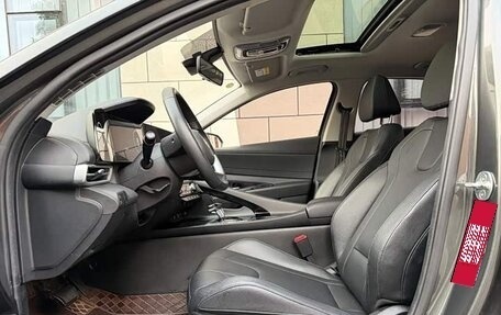 Hyundai Elantra, 2023 год, 1 340 000 рублей, 5 фотография