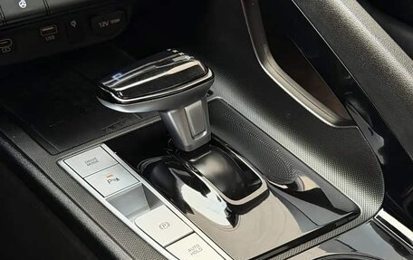 Hyundai Elantra, 2023 год, 1 340 000 рублей, 15 фотография