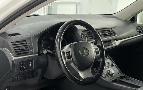 Lexus CT I рестайлинг, 2011 год, 1 079 000 рублей, 8 фотография