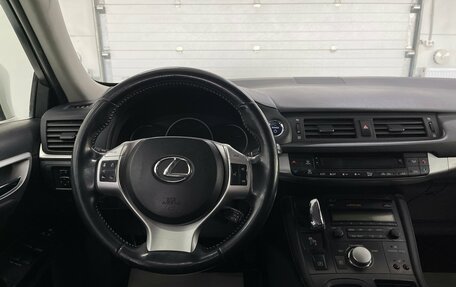 Lexus CT I рестайлинг, 2011 год, 1 079 000 рублей, 9 фотография