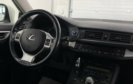 Lexus CT I рестайлинг, 2011 год, 1 079 000 рублей, 11 фотография