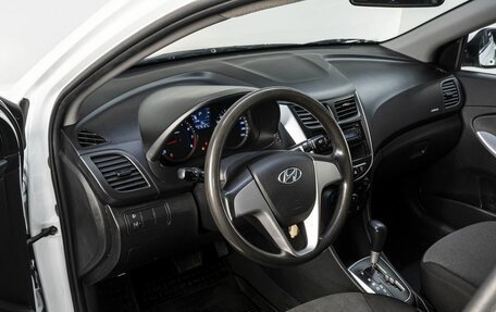 Hyundai Solaris II рестайлинг, 2014 год, 600 000 рублей, 10 фотография
