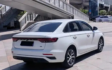 Geely Emgrand, 2022 год, 1 040 000 рублей, 4 фотография