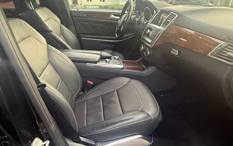 Mercedes-Benz GL-Класс, 2014 год, 2 700 000 рублей, 5 фотография