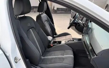 Volkswagen Golf VIII, 2022 год, 1 839 000 рублей, 8 фотография