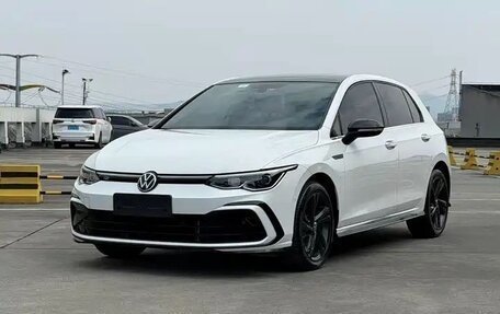 Volkswagen Golf VIII, 2022 год, 1 839 000 рублей, 10 фотография