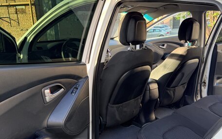 Hyundai ix35 I рестайлинг, 2012 год, 1 100 000 рублей, 9 фотография