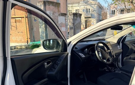 Hyundai ix35 I рестайлинг, 2012 год, 1 100 000 рублей, 8 фотография