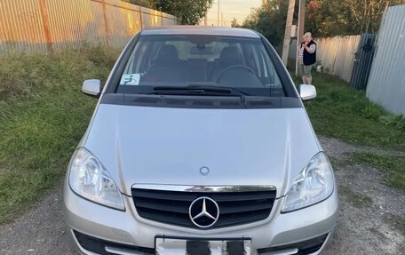 Mercedes-Benz A-Класс, 2012 год, 1 000 000 рублей, 6 фотография
