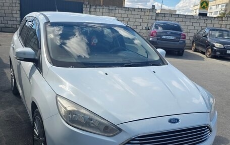 Ford Focus III, 2017 год, 899 000 рублей, 2 фотография