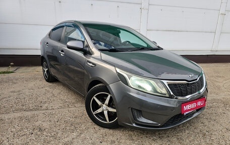 KIA Rio III рестайлинг, 2015 год, 586 000 рублей, 3 фотография
