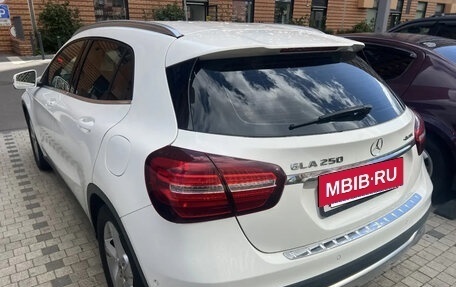 Mercedes-Benz GLA, 2018 год, 2 200 000 рублей, 2 фотография
