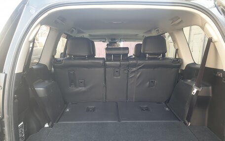 Toyota Land Cruiser Prado 150 рестайлинг 2, 2018 год, 4 150 000 рублей, 7 фотография