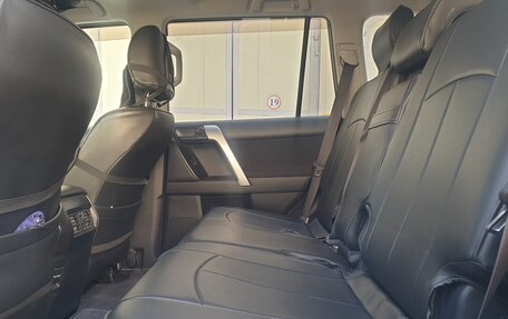 Toyota Land Cruiser Prado 150 рестайлинг 2, 2018 год, 4 150 000 рублей, 6 фотография