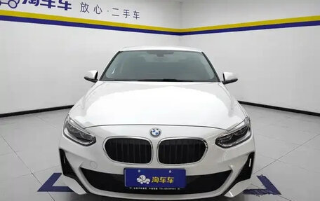 BMW 1 серия, 2023 год, 1 740 000 рублей, 2 фотография