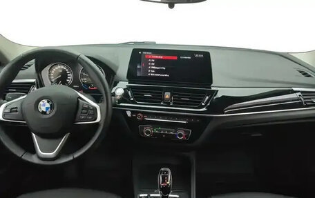BMW 1 серия, 2023 год, 1 740 000 рублей, 7 фотография