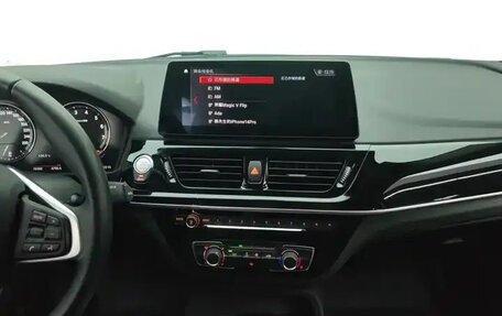 BMW 1 серия, 2023 год, 1 740 000 рублей, 14 фотография