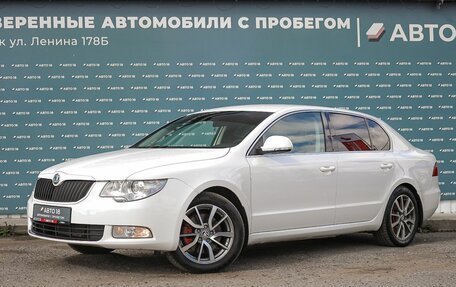Skoda Superb III рестайлинг, 2012 год, 949 000 рублей, 1 фотография