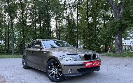 BMW 1 серия, 2006 год, 1 100 000 рублей, 3 фотография