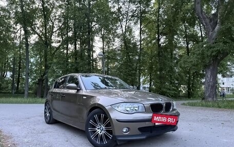 BMW 1 серия, 2006 год, 1 100 000 рублей, 2 фотография