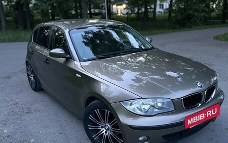 BMW 1 серия, 2006 год, 1 100 000 рублей, 15 фотография