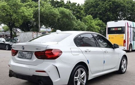 BMW 1 серия, 2023 год, 1 440 000 рублей, 4 фотография