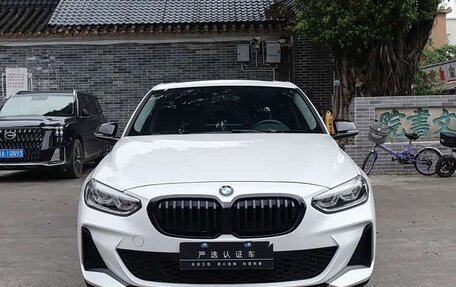 BMW 1 серия, 2023 год, 1 440 000 рублей, 2 фотография