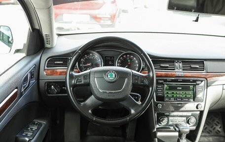 Skoda Superb III рестайлинг, 2012 год, 949 000 рублей, 13 фотография