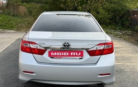 Toyota Camry, 2014 год, 1 600 000 рублей, 4 фотография
