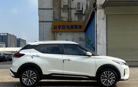 Nissan Kicks I, 2022 год, 1 350 004 рублей, 8 фотография