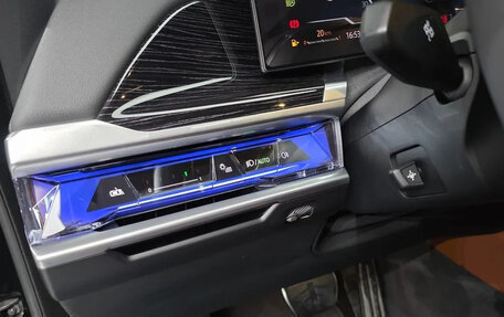 BMW 7 серия, 2025 год, 14 580 000 рублей, 17 фотография