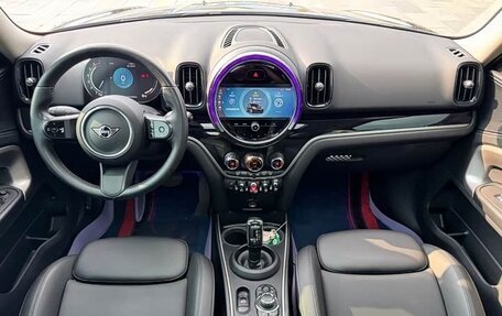 MINI Countryman II (F60), 2021 год, 1 555 000 рублей, 13 фотография
