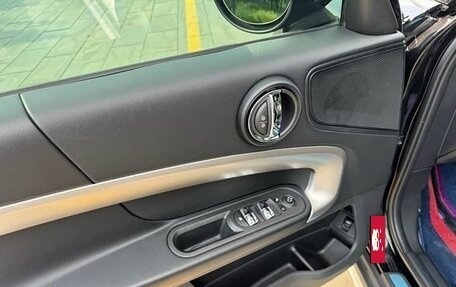 MINI Countryman II (F60), 2021 год, 1 555 000 рублей, 9 фотография
