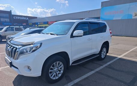 Toyota Land Cruiser Prado 150 рестайлинг 2, 2014 год, 3 400 000 рублей, 2 фотография