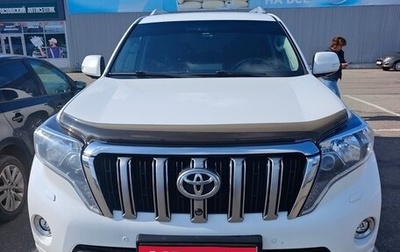 Toyota Land Cruiser Prado 150 рестайлинг 2, 2014 год, 3 400 000 рублей, 1 фотография