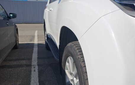 Toyota Land Cruiser Prado 150 рестайлинг 2, 2014 год, 3 400 000 рублей, 5 фотография