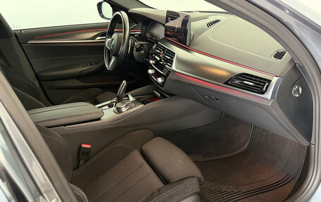 BMW 5 серия, 2021 год, 5 990 000 рублей, 7 фотография